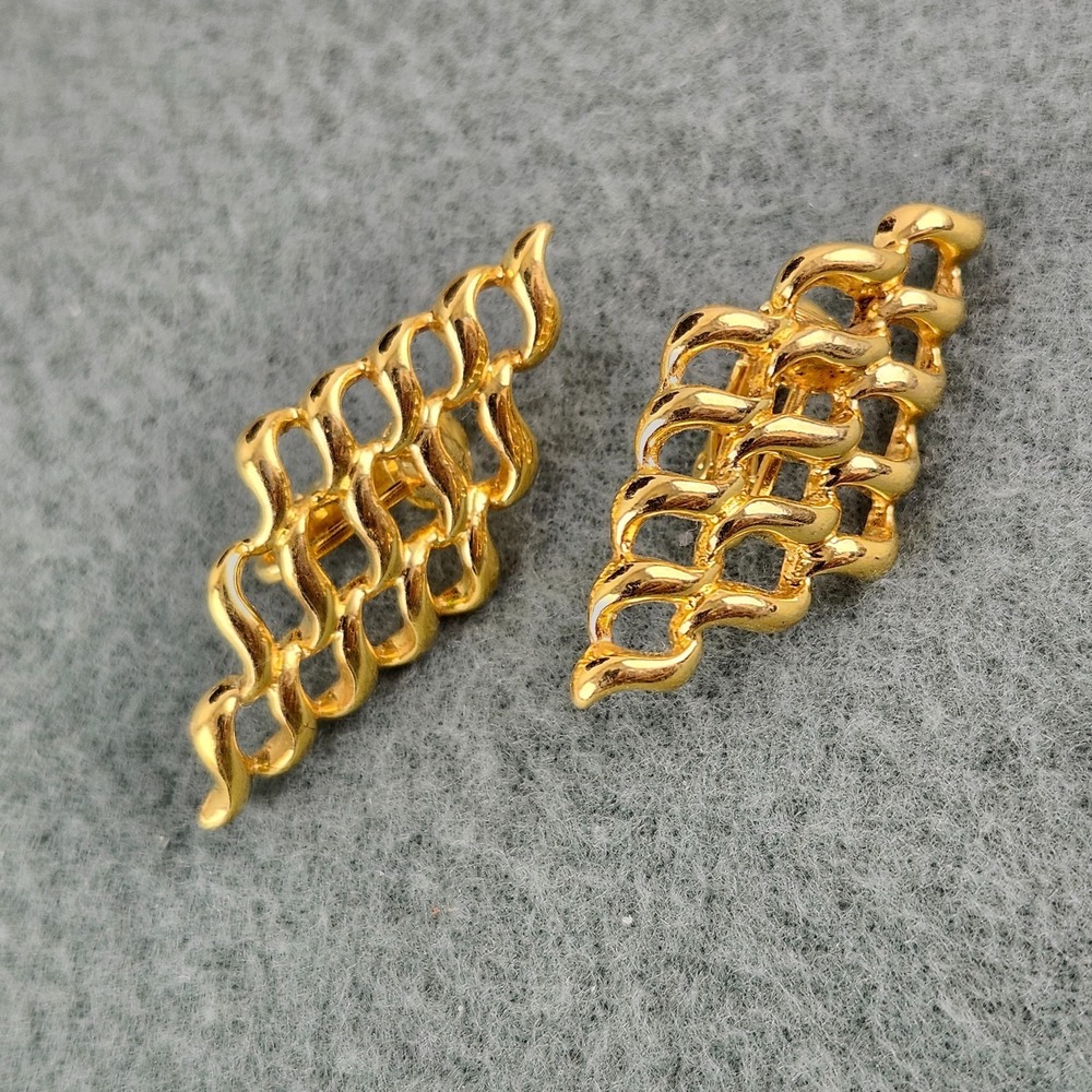Gold Tone Diamond Shaped Lattice Grid Pattern Clip On Earrings‎